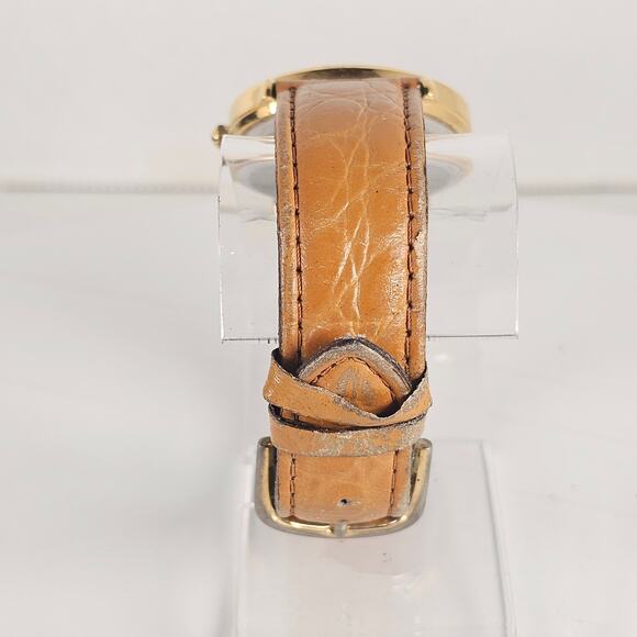 1994 Armitron Tweety Bird Watch Quartz Analog 33.9mm Face Brown Leather Strap - Picture 8 of 16